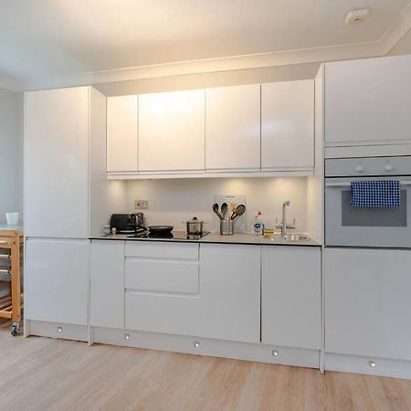 شقة Cosy 2 Bed In Kensington Olympia لندن المظهر الخارجي الصورة