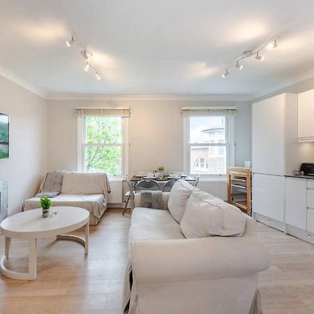 شقة Cosy 2 Bed In Kensington Olympia لندن المظهر الخارجي الصورة