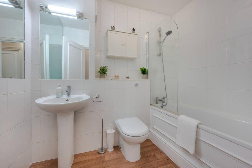 شقة Cosy 2 Bed In Kensington Olympia لندن المظهر الخارجي الصورة